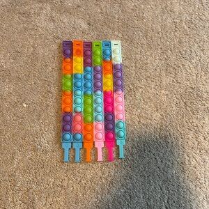 Rainbow pop it brackets